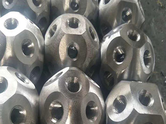 鸡西螺栓球网架杆件制作